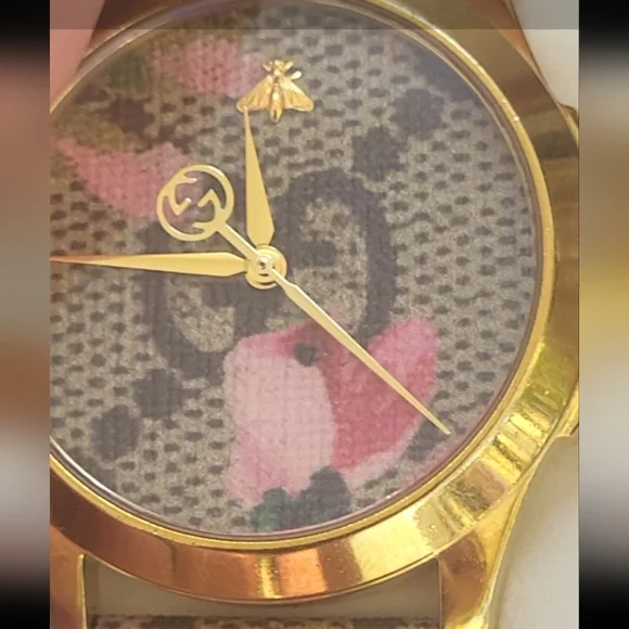 Absolutely Stunning Gucci Luxury Watch 14k Good plated bezel - Picture 4 of 7
